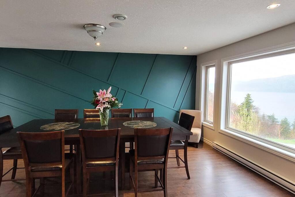 Coastal Lookout Suites 코너브룩 외부 사진