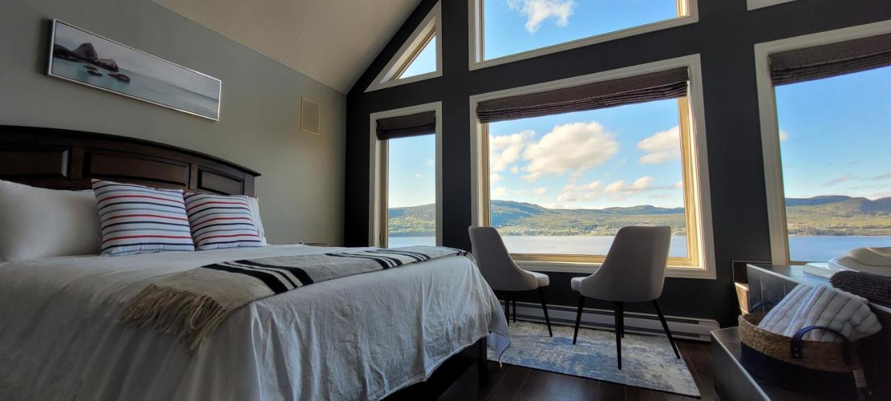 Coastal Lookout Suites 코너브룩 외부 사진